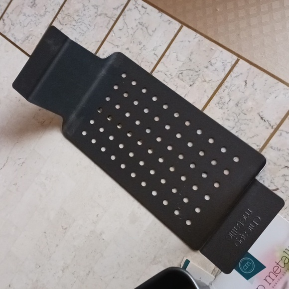 Loaf pan/meatloaf pan with pull out tray, non-stick,Chicago metallic, New - Picture 4 of 9